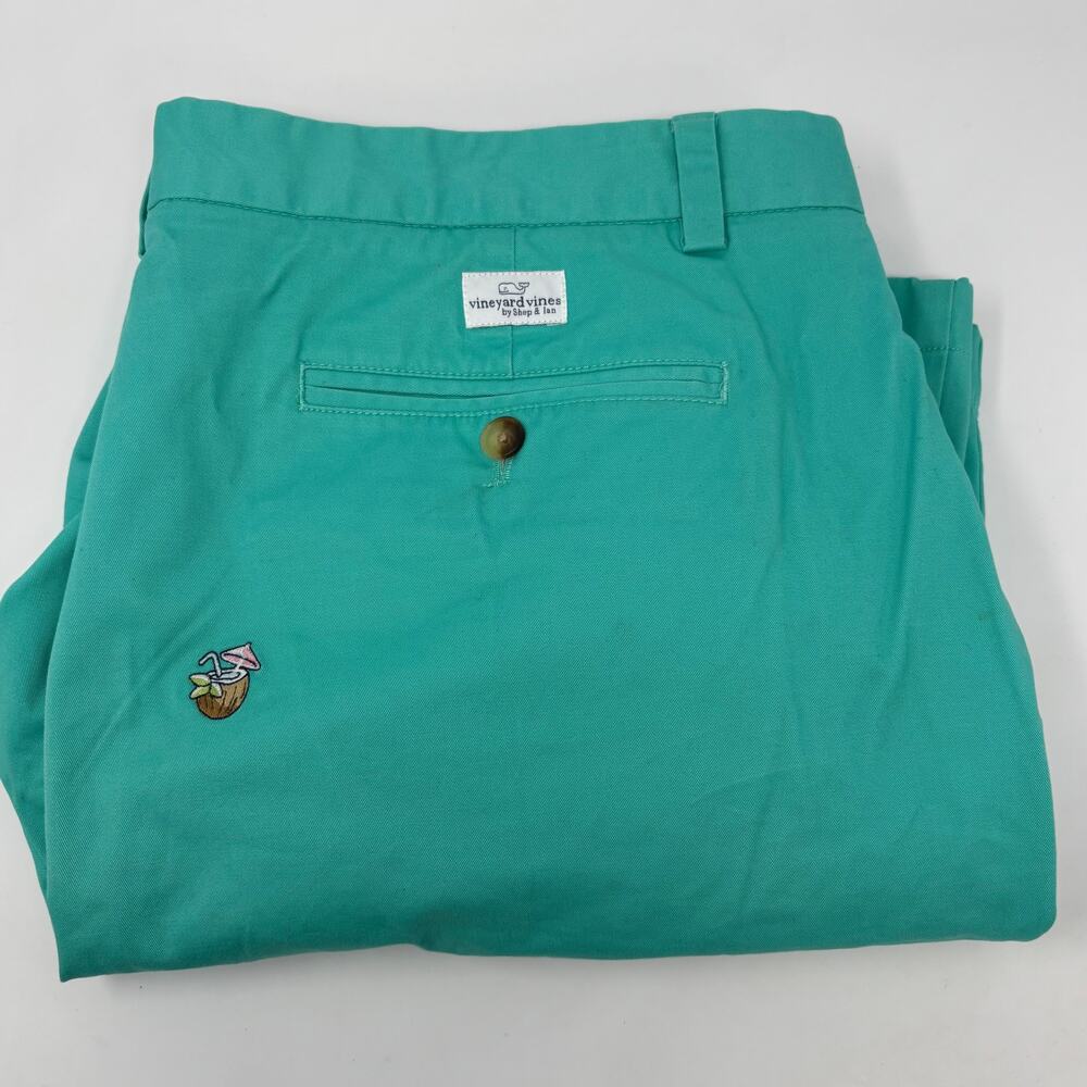 Vineyard Vines Mens Sz38 Mint Green Coconut Drink Pattern Flat Front Shorts‎